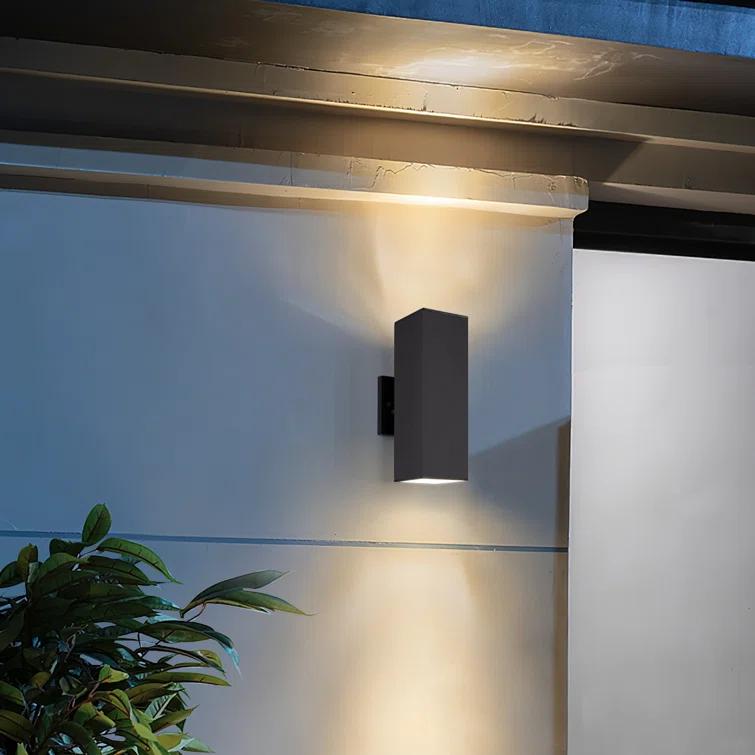 Alvisa Outdoor Wall Light in 2 Lights with Aluminum