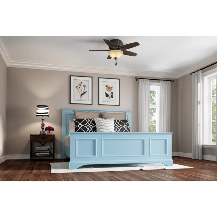 Hunter Fan Newsome 42" 5 - Blade Traditional Flush Mount Indoor Ceiling Fan with Lights and Pull Chains