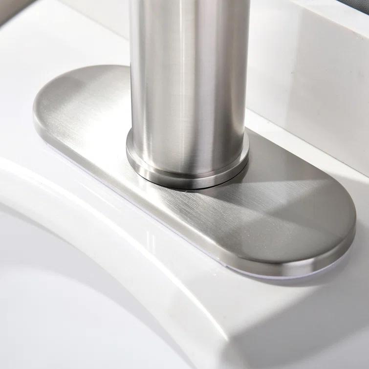 Single-Hole Single-handle Bathroom Faucet with Drain Assembly