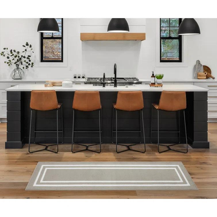 Double Border Machine Tufted Performance Light Gray/White Rug