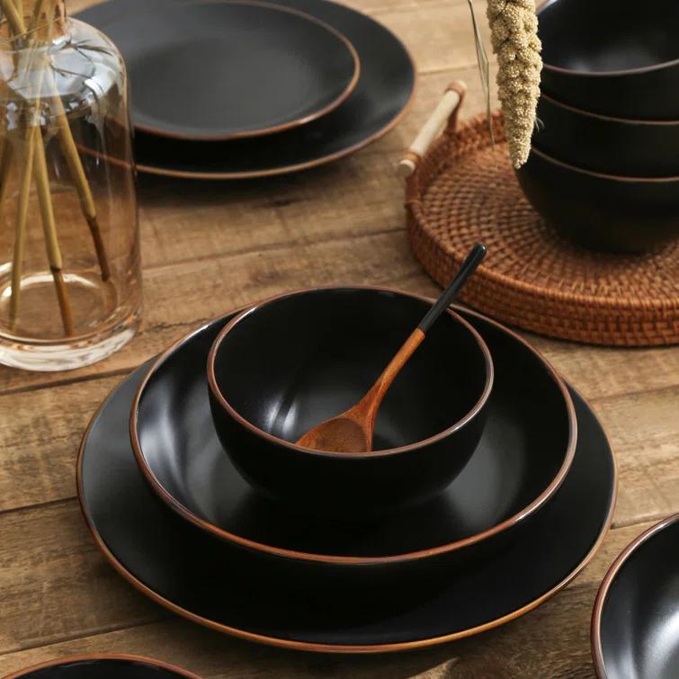 Brasa 16-Piece Dinnerware Set Stoneware