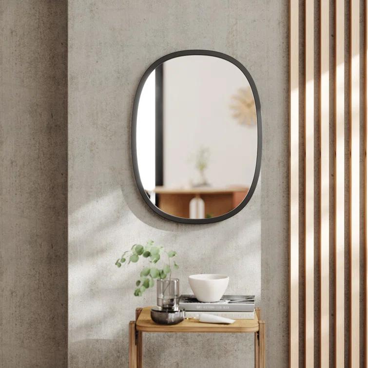 Oval Hub Mirror