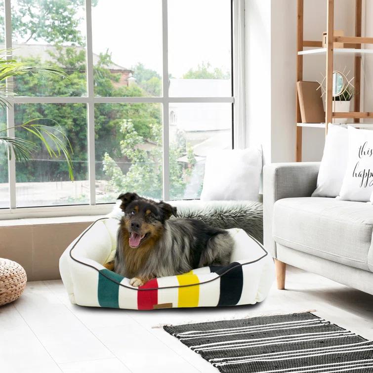 Glacier Striped Pet Bed