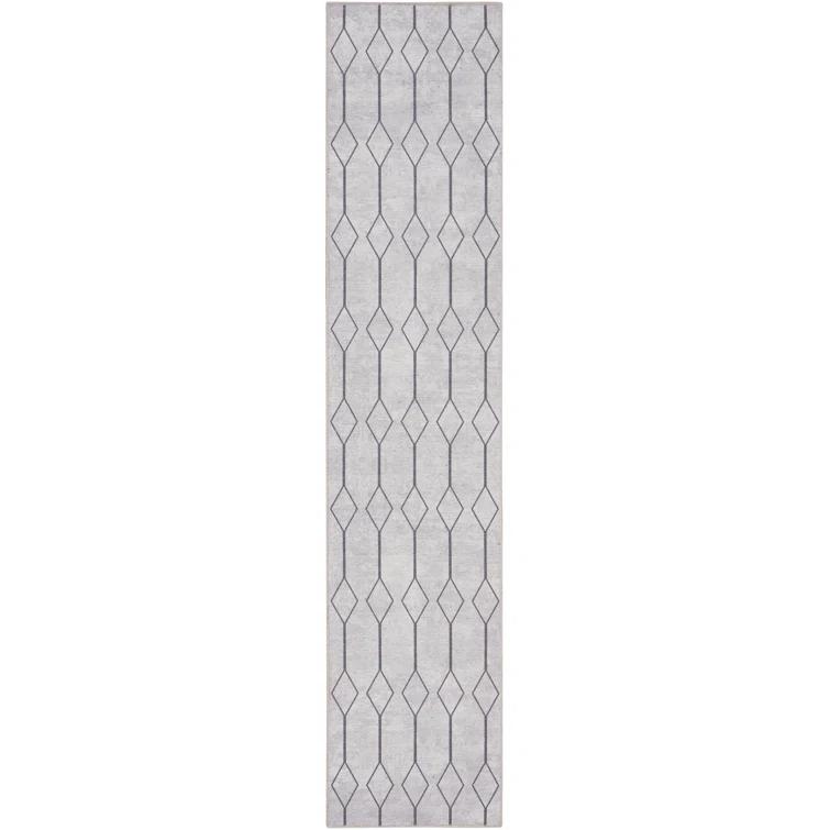 Pymble Geometric Machine Washable Area Rug in Ivory/Grey