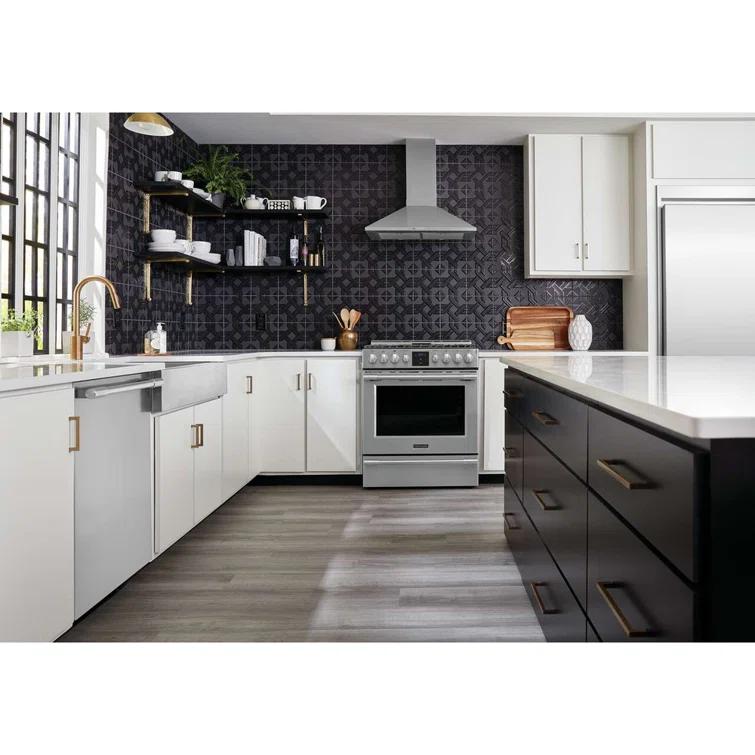 30" 400 CFM Convertible Wall Mount Range Hood in Sliver