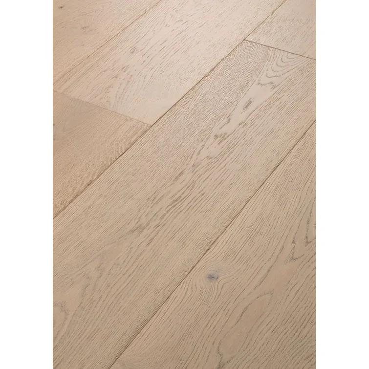Third Avenue Oak 9.45-in W x 15 mm T x Varying Length Wire Brushed Engineered Hardwood Flooring