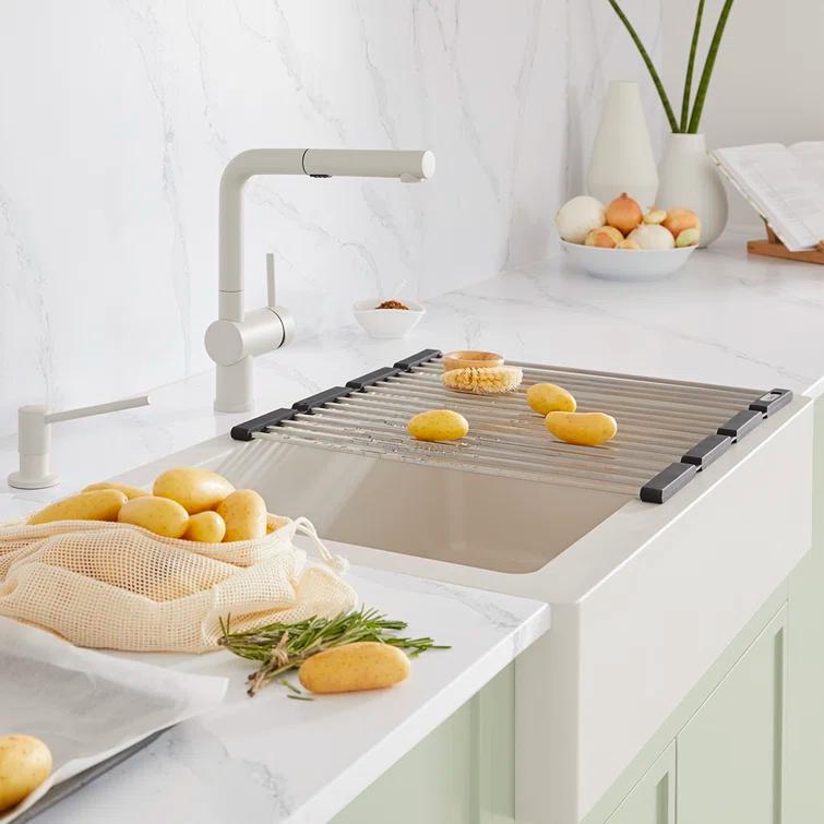 Linus Pull Out Dual Spray Kitchen Faucet