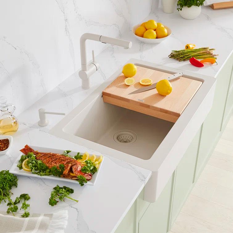 Linus Pull Out Dual Spray Kitchen Faucet