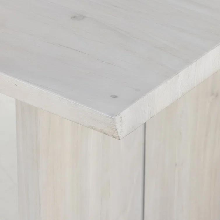 Bacce Dining Table
