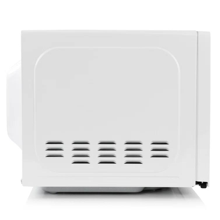 Black+Decker 0.7 Cubic Feet 700 Watt Countertop Microwave