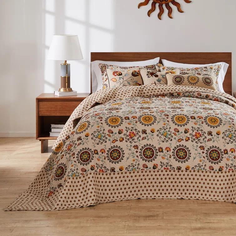 Andorra Medallion Cotton Reversible Quilt Set