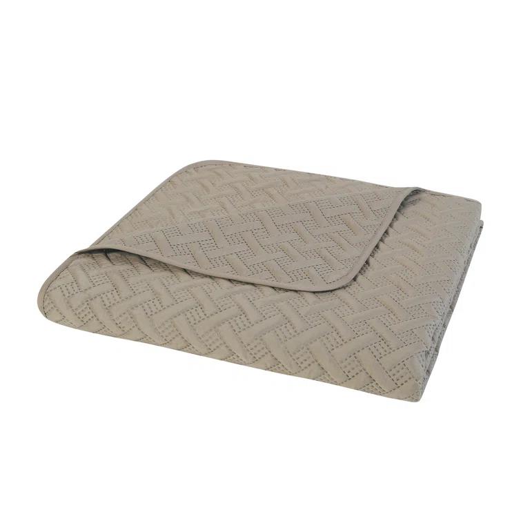 Nina Embossed Basketweave Quilt Set