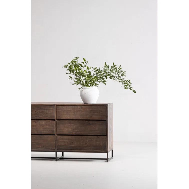 Rezi Dresser