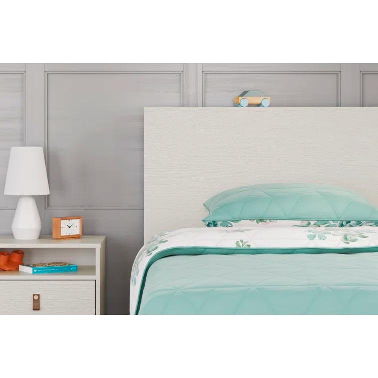 Jashawna Headboard
