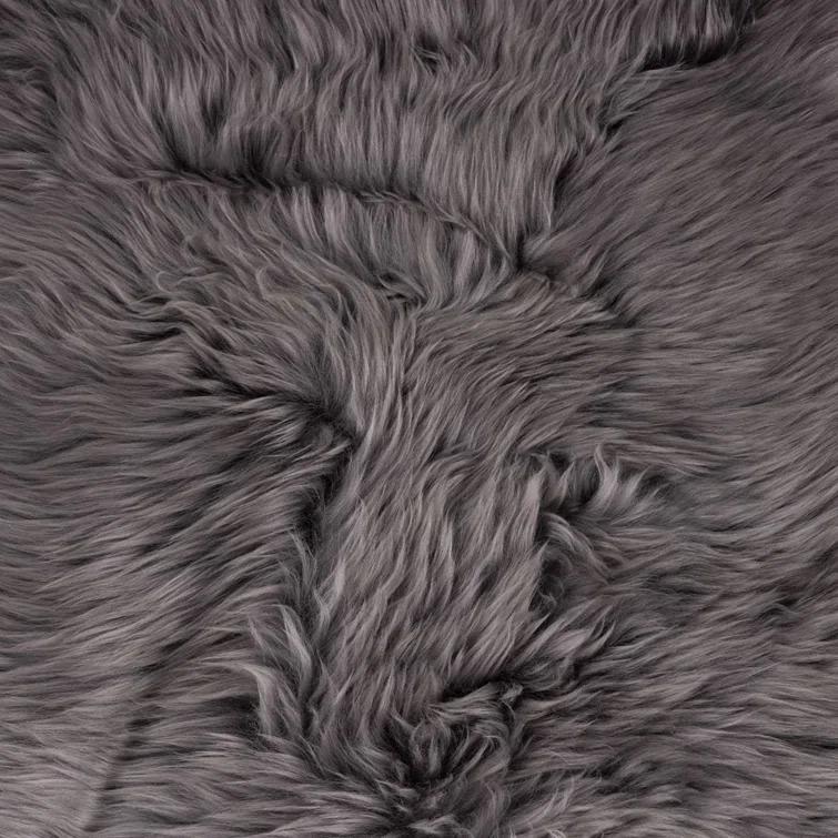 Vale Ombre Sheepskin Throw - Gray