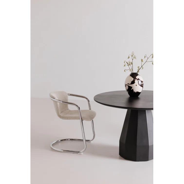 Aldora Concrete Round Outdoor Dining Table (47")