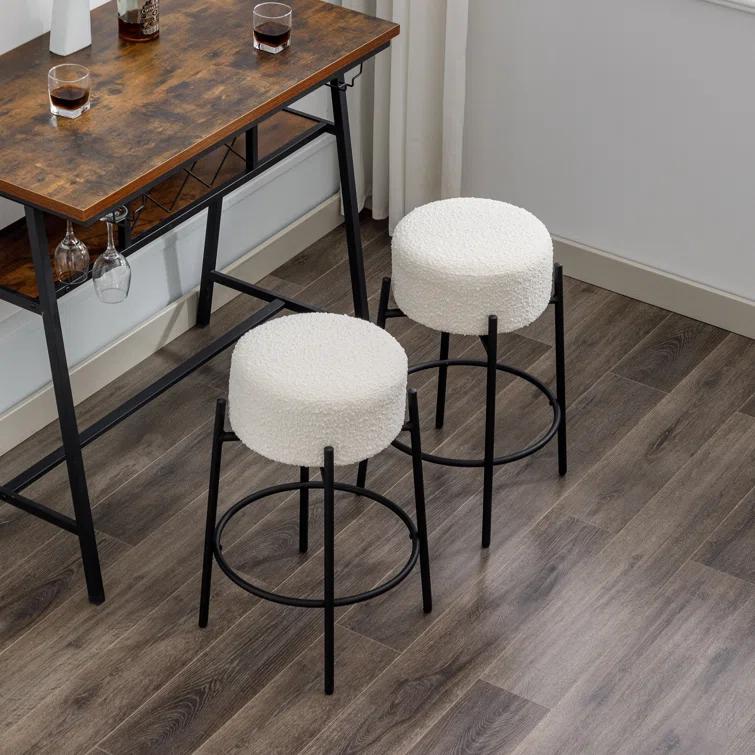 Swivel 26.7'' Boucle Counter Stool