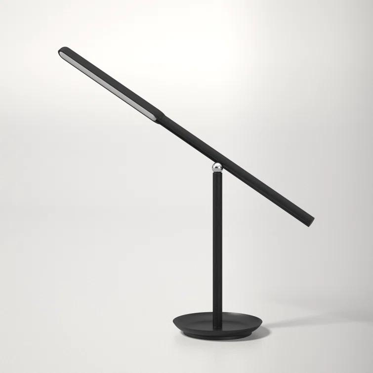 Dris Adjustable Desk Lamp