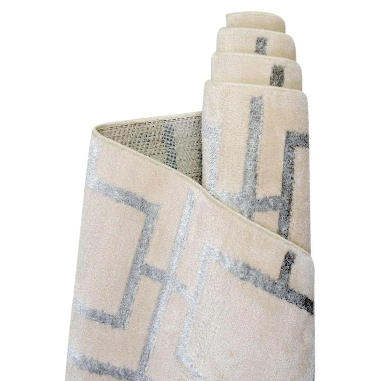 Glam Geometric White Silver Area Rug
