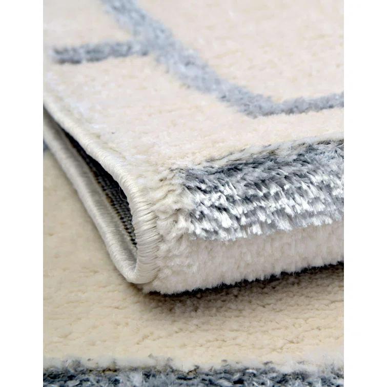 Glam Geometric White Silver Area Rug