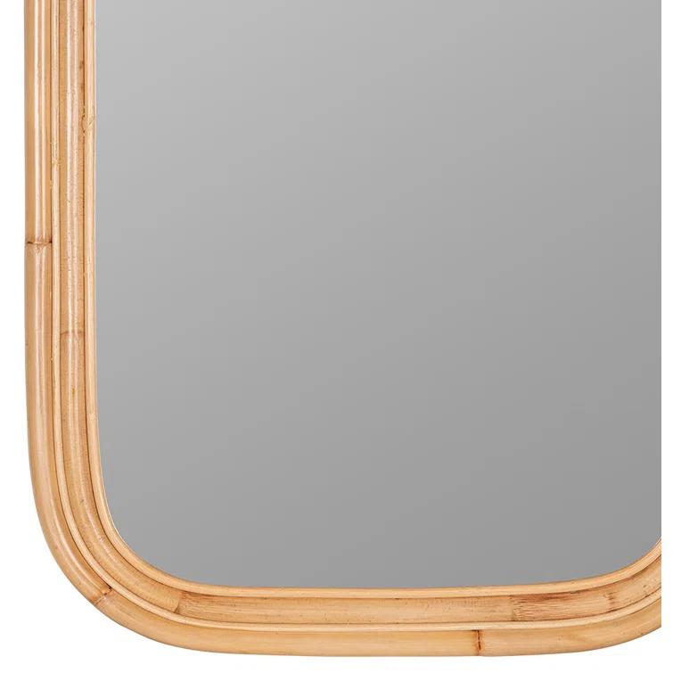 Reyna Mirror