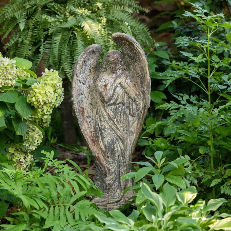 Park Hill Collection Tariel Plastic Garden Statue