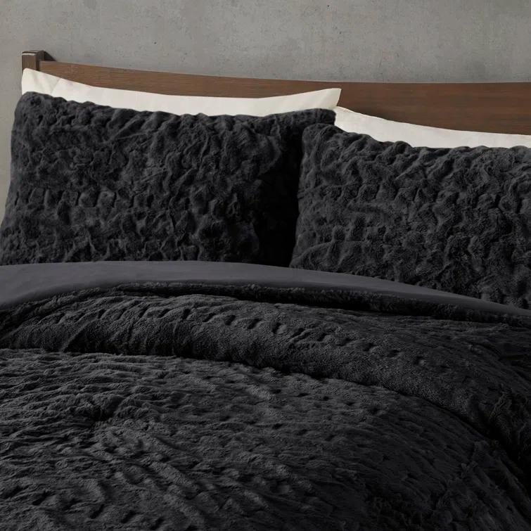 Almagul Ruched Fur Down Alternative Comforter Set