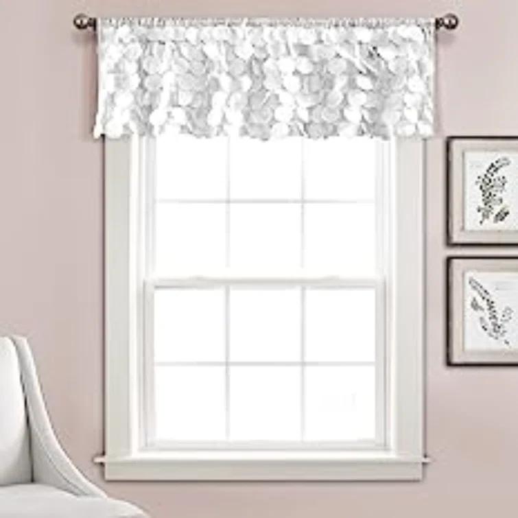 Lush Decor Gigi Scalloped Window Valance