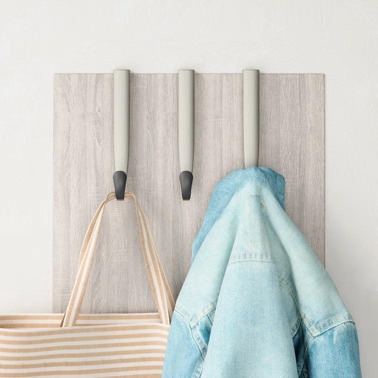 Over-The-Door Schnook Hanger