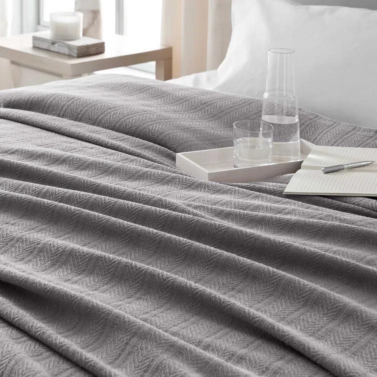 Vellux Vellux 100% Cotton Blanket - Soft, Breathable, Cozy & Lightweight Thermal Blanket  All-Season Blanket Perfect for Layering Bed, Couch & Sofa - Hotel Quality