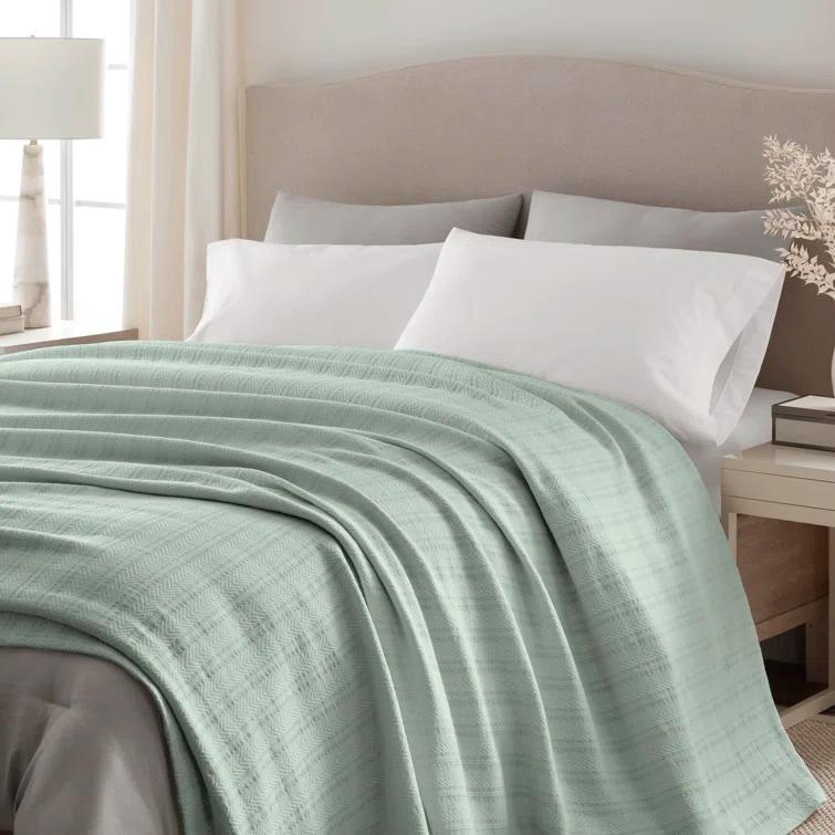 Vellux Vellux 100% Cotton Blanket - Soft, Breathable, Cozy & Lightweight Thermal Blanket  All-Season Blanket Perfect for Layering Bed, Couch & Sofa - Hotel Quality