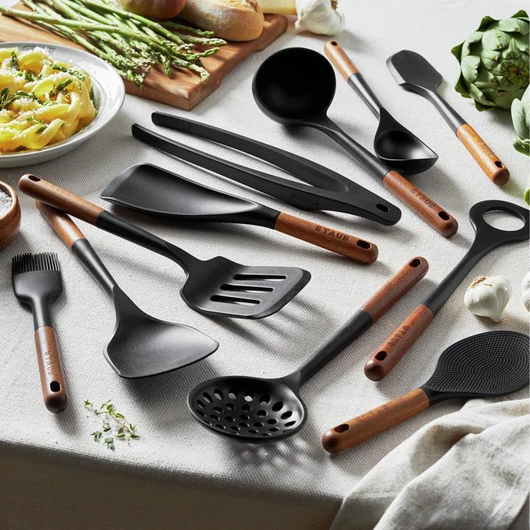 Staub Staub Silicone with Wood Handle 11-Piece Cooking Utensil Set