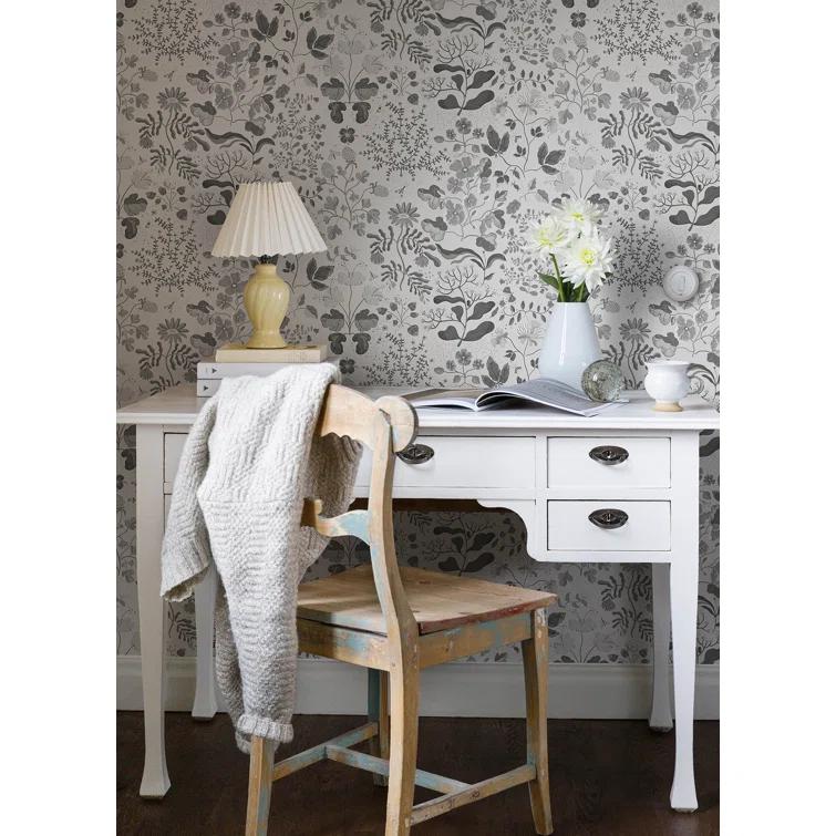 Groh Grey Floral Non-Pasted Washable Wallpaper Roll