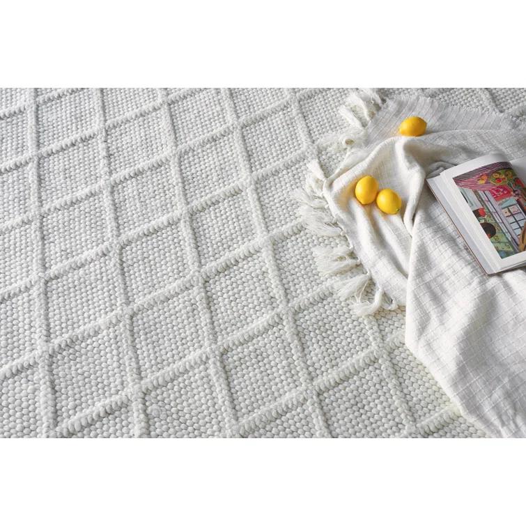 Rectangle Brentwood Geometric Handmade Flatweave Bamboo Slat/Seagrass Area Rug in White