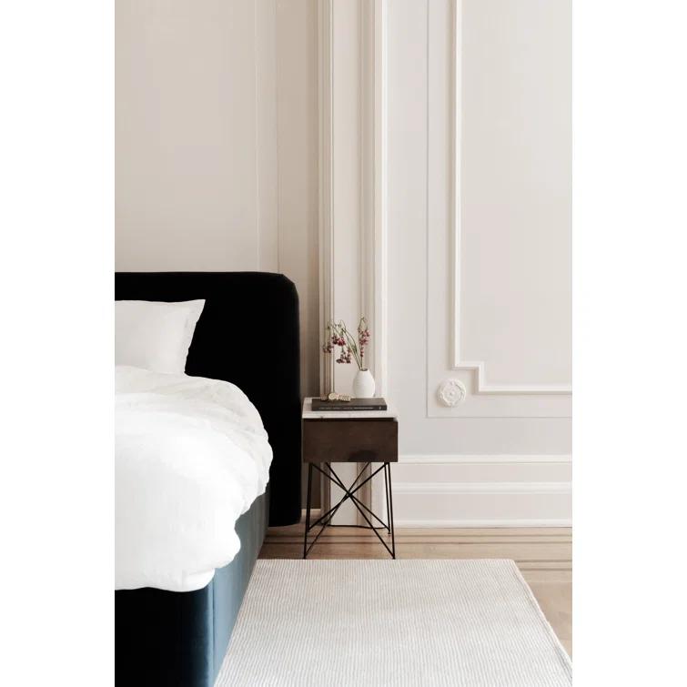 Zien Bed - Blue Velvet / King