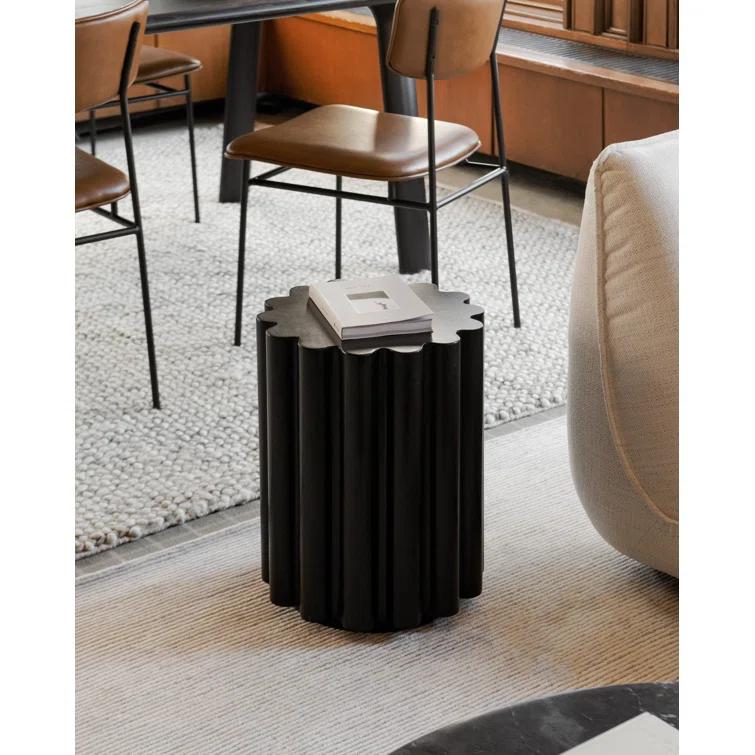 Dylana Indoor / Outdoor Side Table - Black