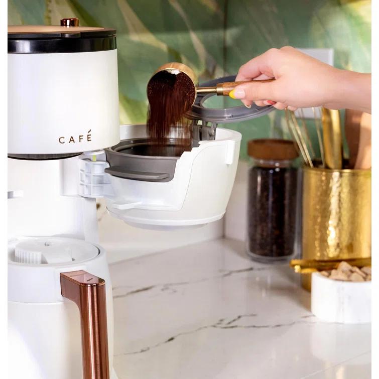 Café ™ Matte White Specialty Grind and Brew Coffee Maker