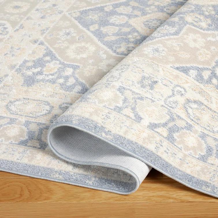 TOWN & COUNTRY EVERYDAY Rein Center Medallion Everwash Non-Slip Backing Washable Area Rug