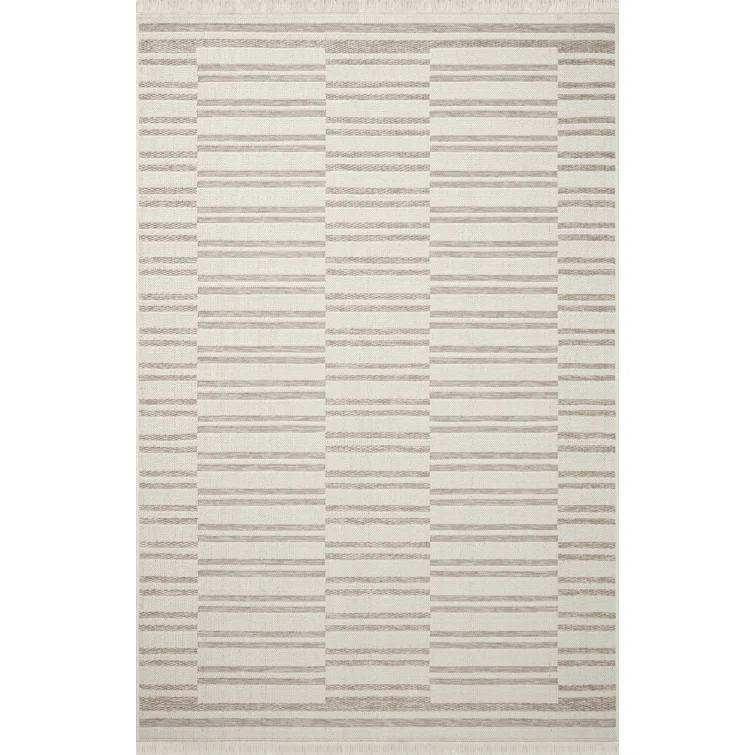 Malibu II Indoor / Outdoor Rug by Amber Lewis x Loloi - Ivory and Dove / 2'3" x 3'9"