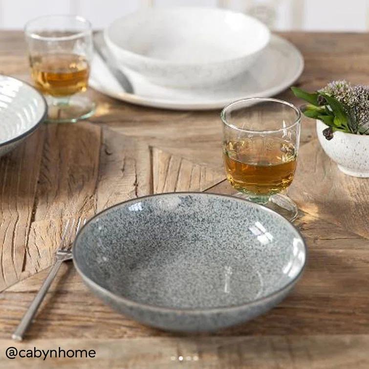 Gray Ceramic Stoneware Round Pasta Bowl with 20.6 Ounce Capacity