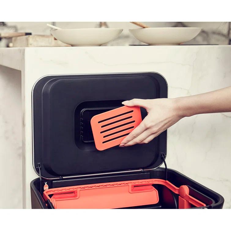 Joseph Joseph Joseph Joseph Titan Trash Compactor with Integrated Odor Control