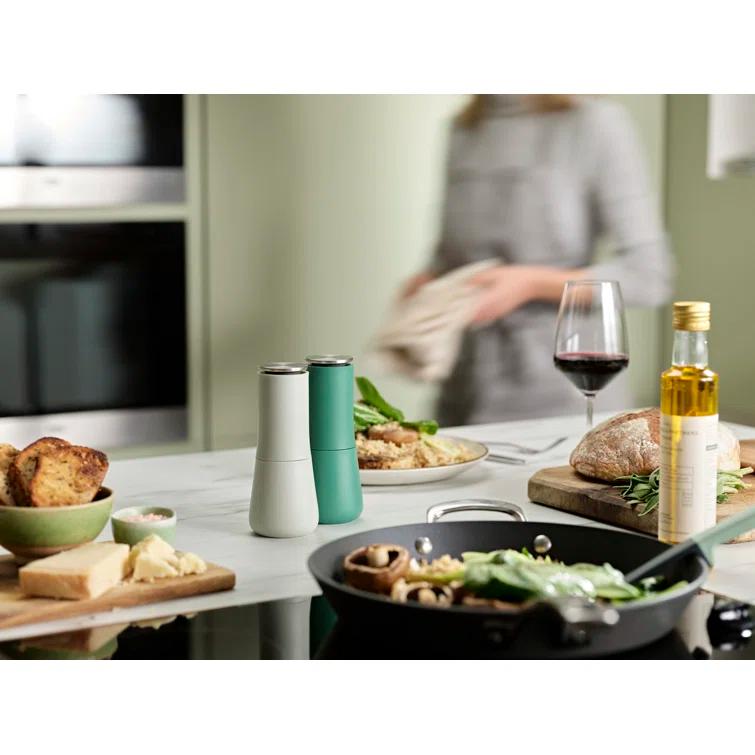 Joseph Joseph Milltop Non-Spill Salt and Pepper Mill Set