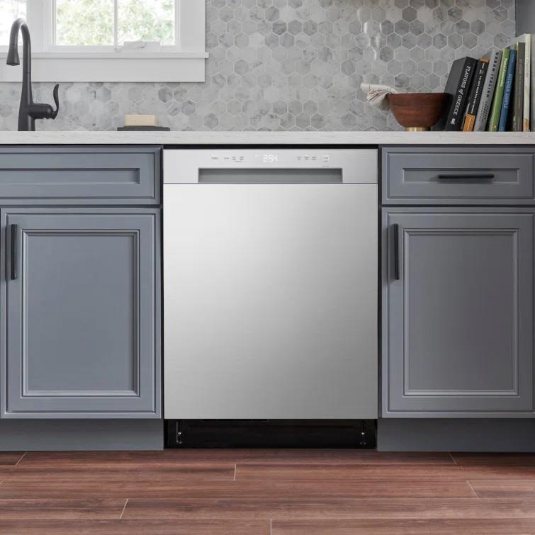 LG Front Control Dishwasher With Lodecibel Operation And Dynamic Dry