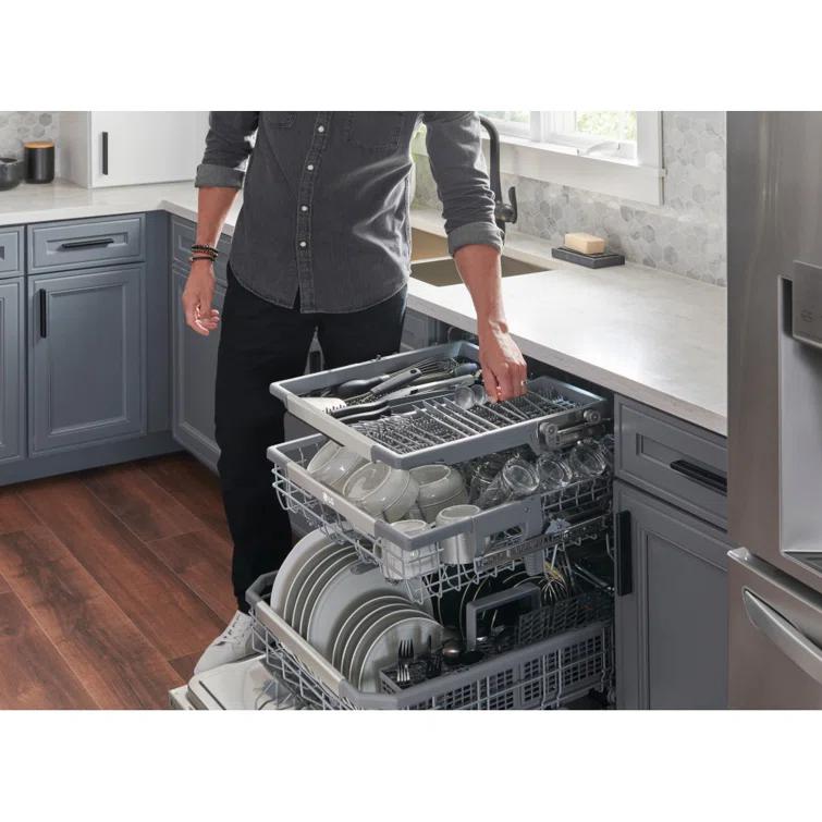 LG LG Smart Top Control Dishwasher with 1-Hour Wash & Dry, QuadWash® Pro, TrueSteam ®and Dynamic Heat Dry LDTH7972S
