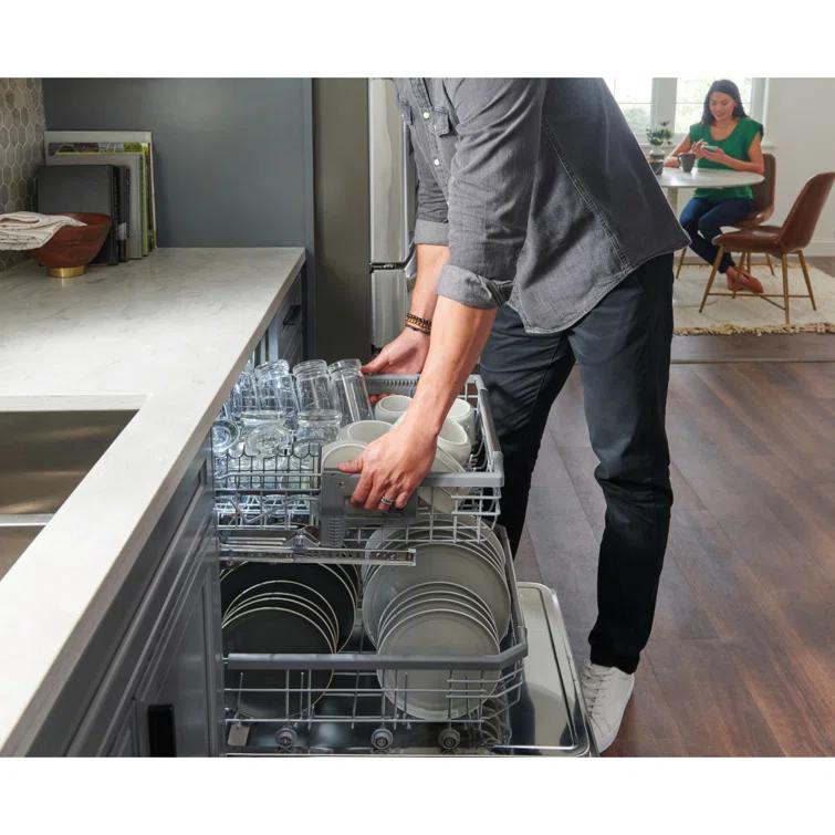 LG LG Smart Top Control Dishwasher with 1-Hour Wash & Dry, QuadWash® Pro, TrueSteam ®and Dynamic Heat Dry LDTH7972S
