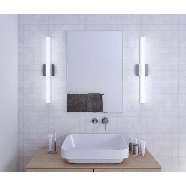 SQ-bar Dimmable LED Vanity Light