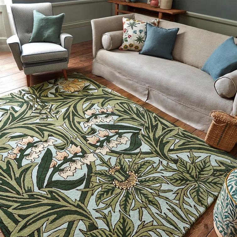 Hand-Tufted Green and White Wool Floral Area Rug, 8'2" x 11'6"