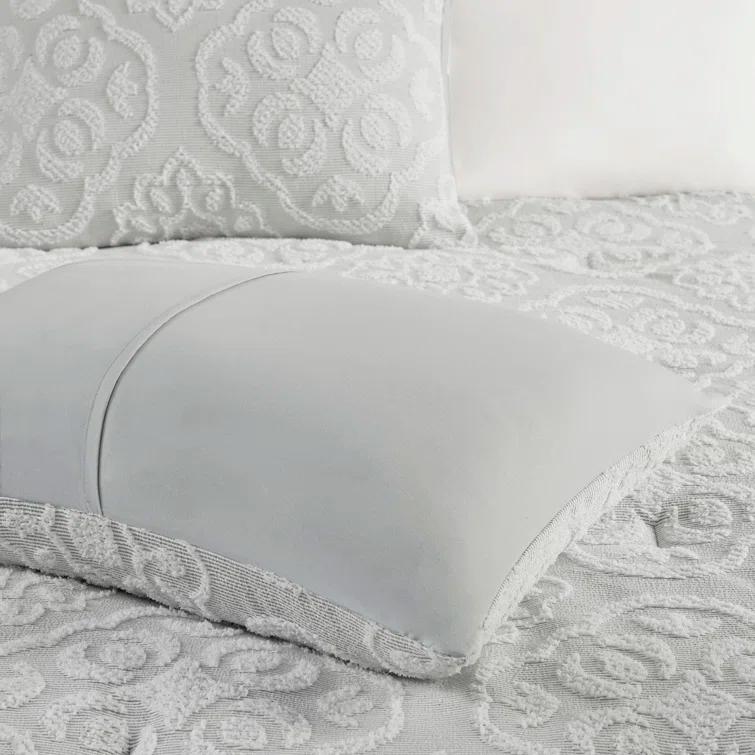 510 Design Everly 3 Piece Tufted Woven Medallion Comforter Set
