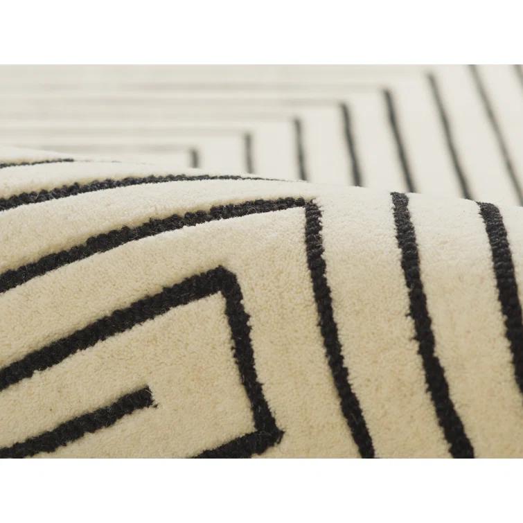 Momeni 3'6"x5'6" Simba Geometric Handtufted Area Rug White: Wool, Medium Pile, Indoor, Abstract Pattern, Rectangle