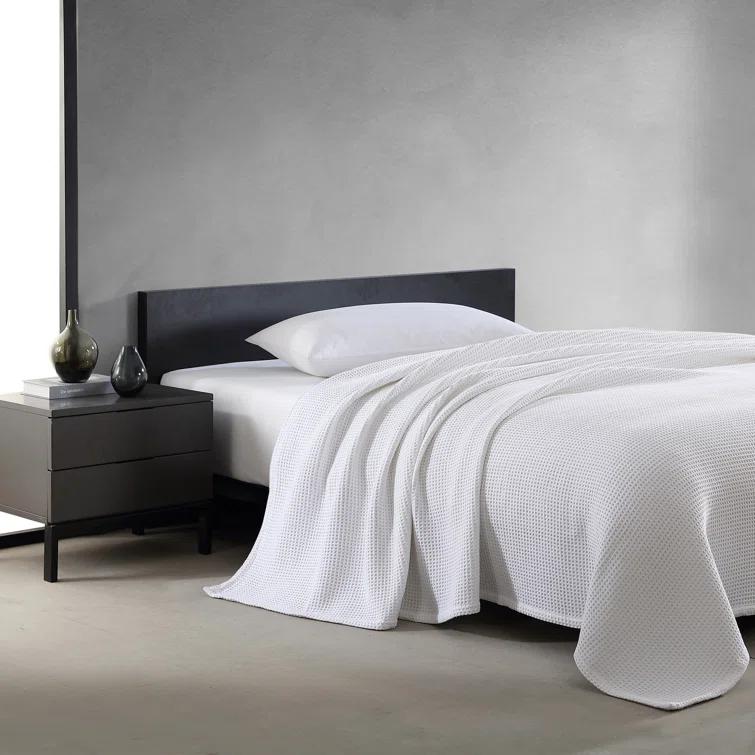 Vera Wang Vera Wang Waffleweave Cotton Blanket